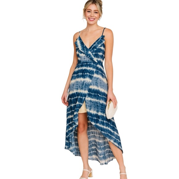 BCX Dresses & Skirts - BCX Tie-Dye Maxi Dress | Size L
